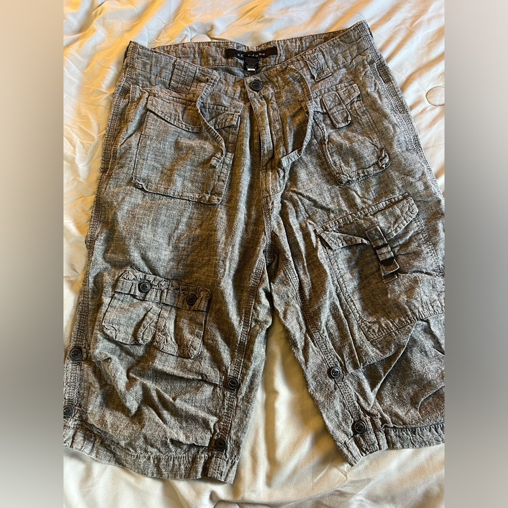 #32 Dark heathered gray shorts